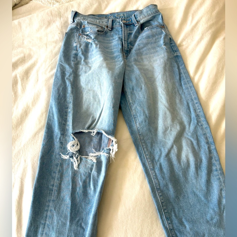 American eagle women’s highest rise baggy straight jeans